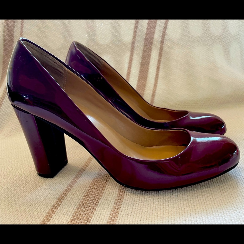 Ann Taylor chunky heel pump size 8